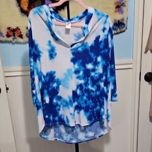 Sew In Love Blue and White Tie-Dye Tunic Top